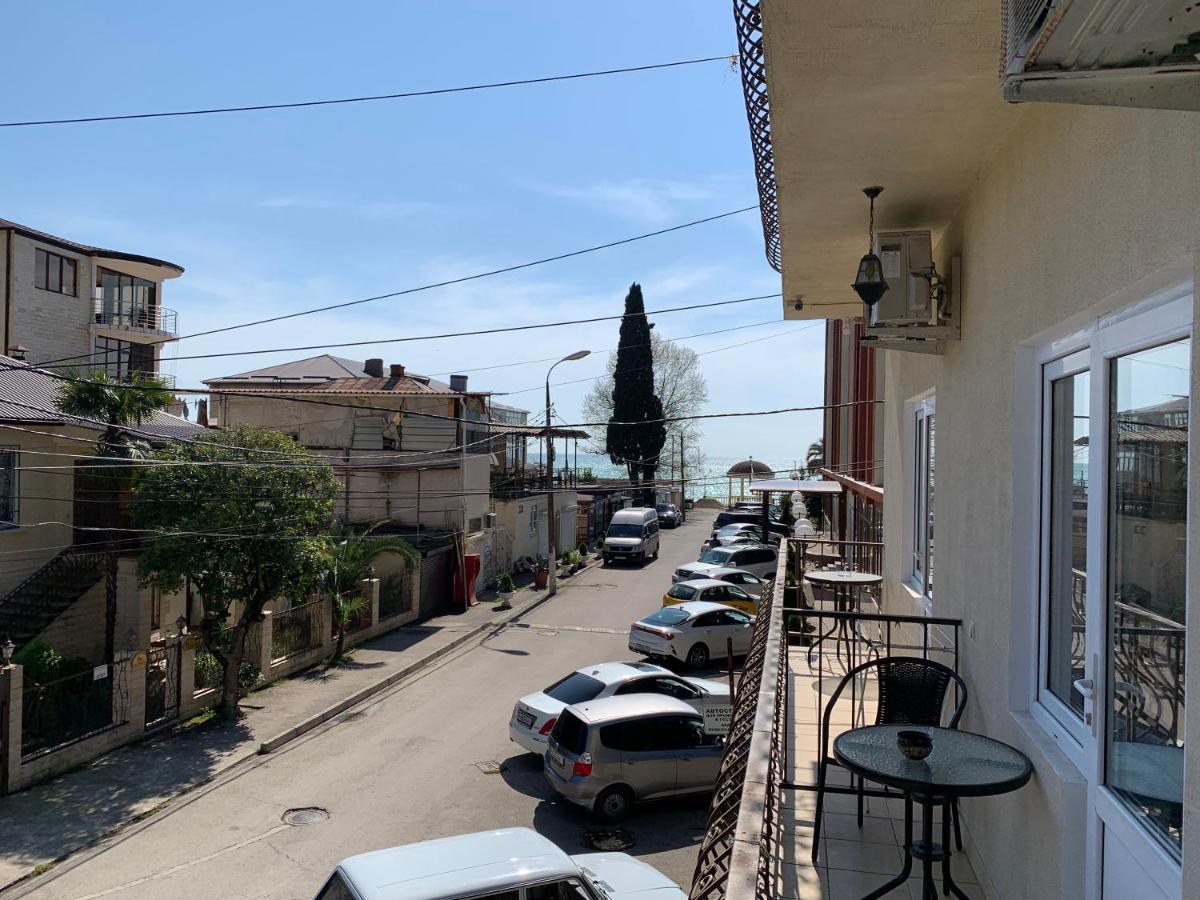 Guest House Aphyn Leto Gagry Exterior photo