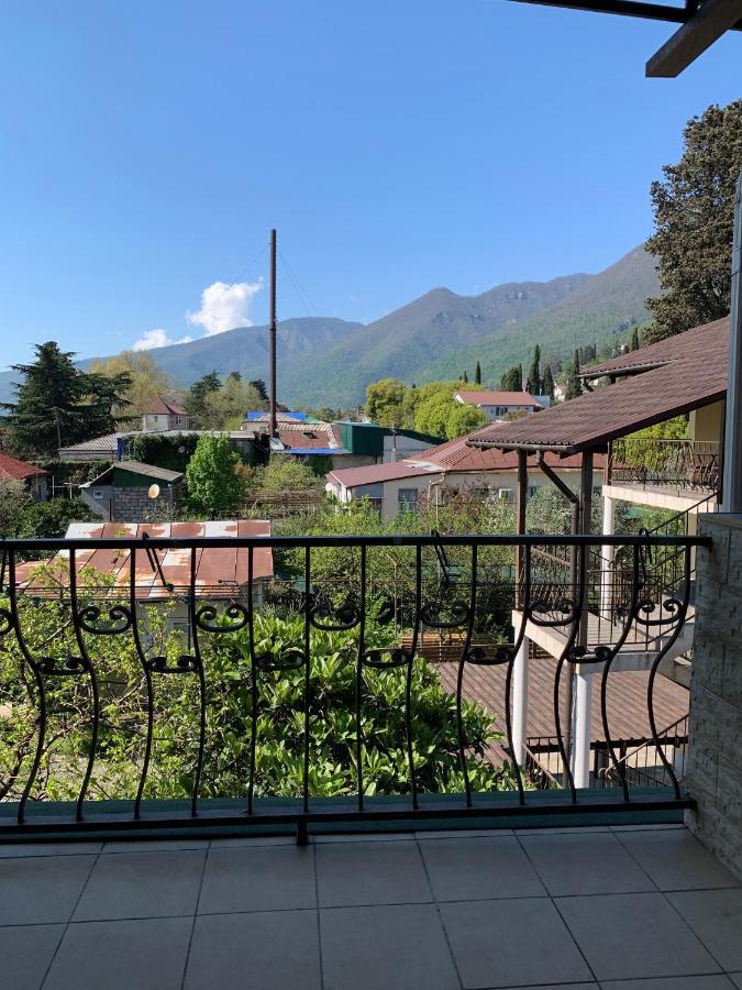 Guest House Aphyn Leto Gagry Exterior photo